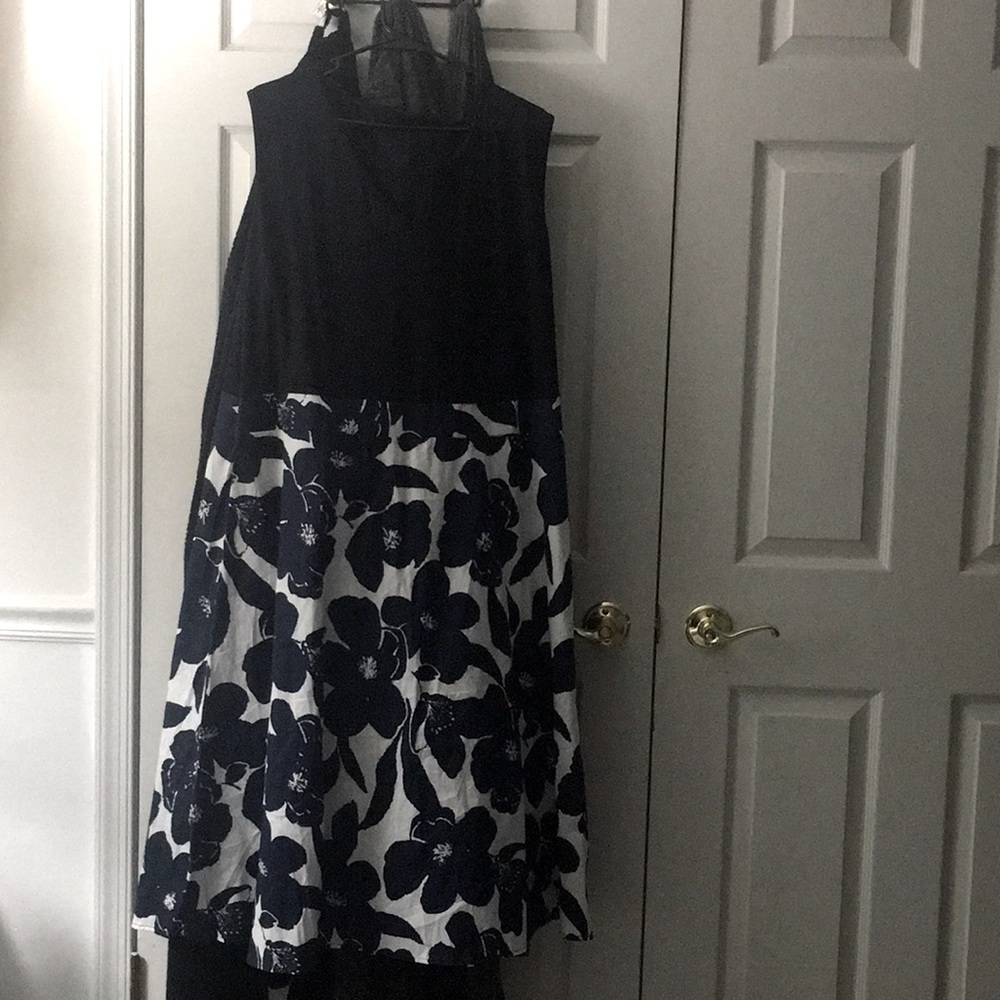 Rosegal women’s plus size blue and white floral dress